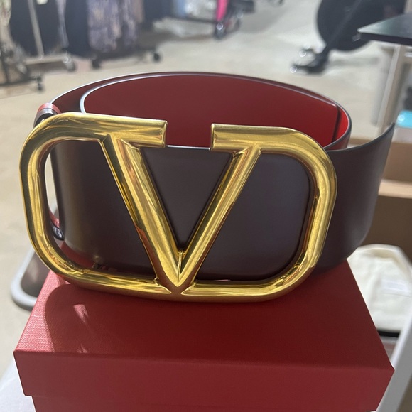 NWB & NWT Valentino Belt - Picture 2 of 4